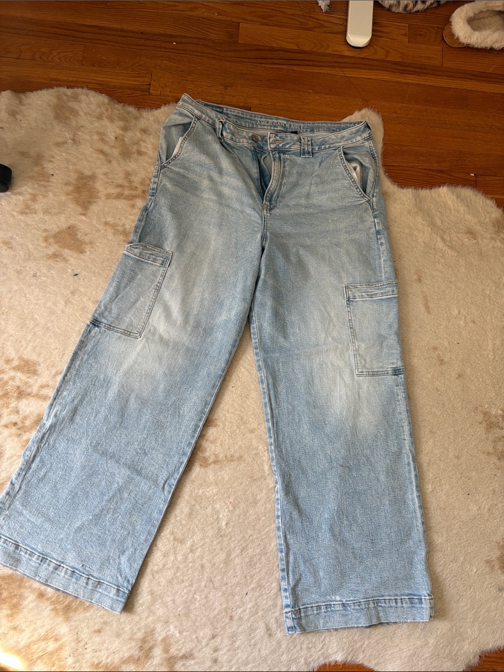 American Eagle Light Wash Wide Leg Cargo Jeans